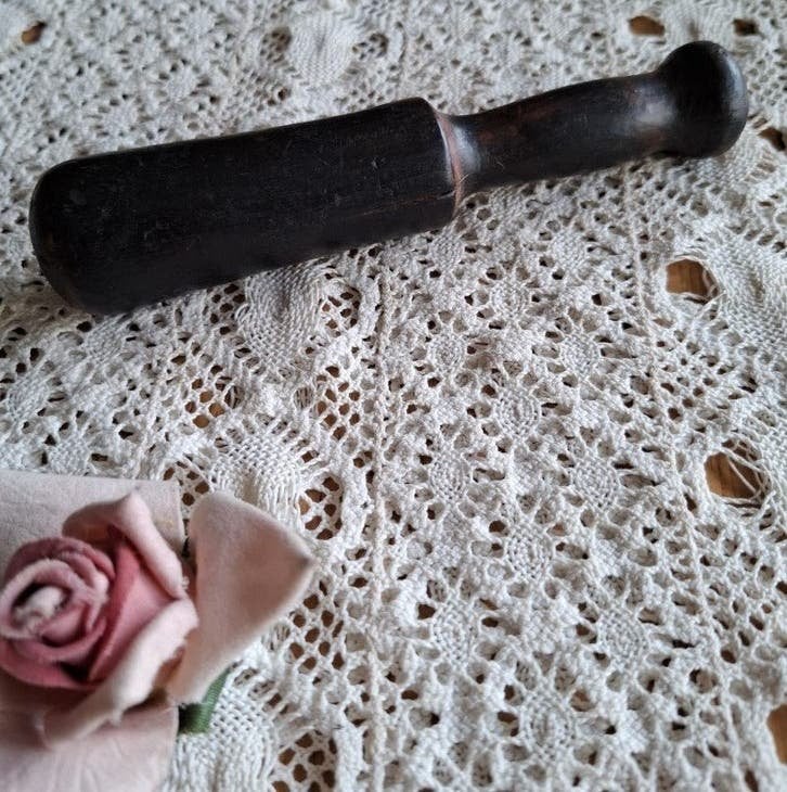 Brocante donkerbruine houten stamper voor vijzel, Enlèvement ou Envoi