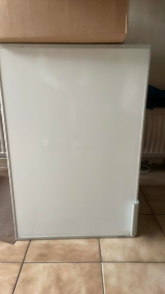 Ijskast zsm weg!!!!, Elektronische apparatuur, Ophalen, Zo goed als nieuw
