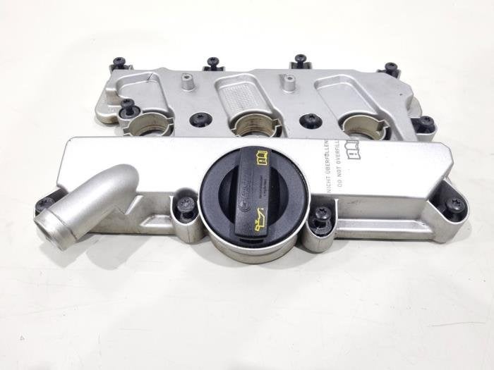 Couvercle soupapes d'un Audi A8, -, 3 mois de garantie, Audi, Utilisé