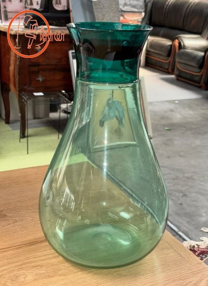 Vase année 70 Venini cristal vert, Enlèvement