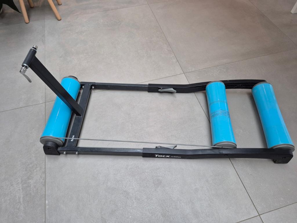 Tacx Antares met voorwielsteun, Ophalen