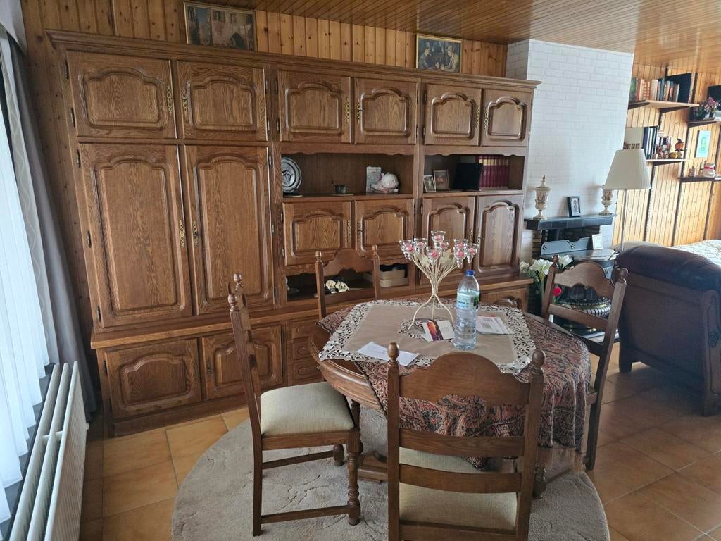 Kast + tafel en 4 stoelen, Antiek en Kunst, Ophalen