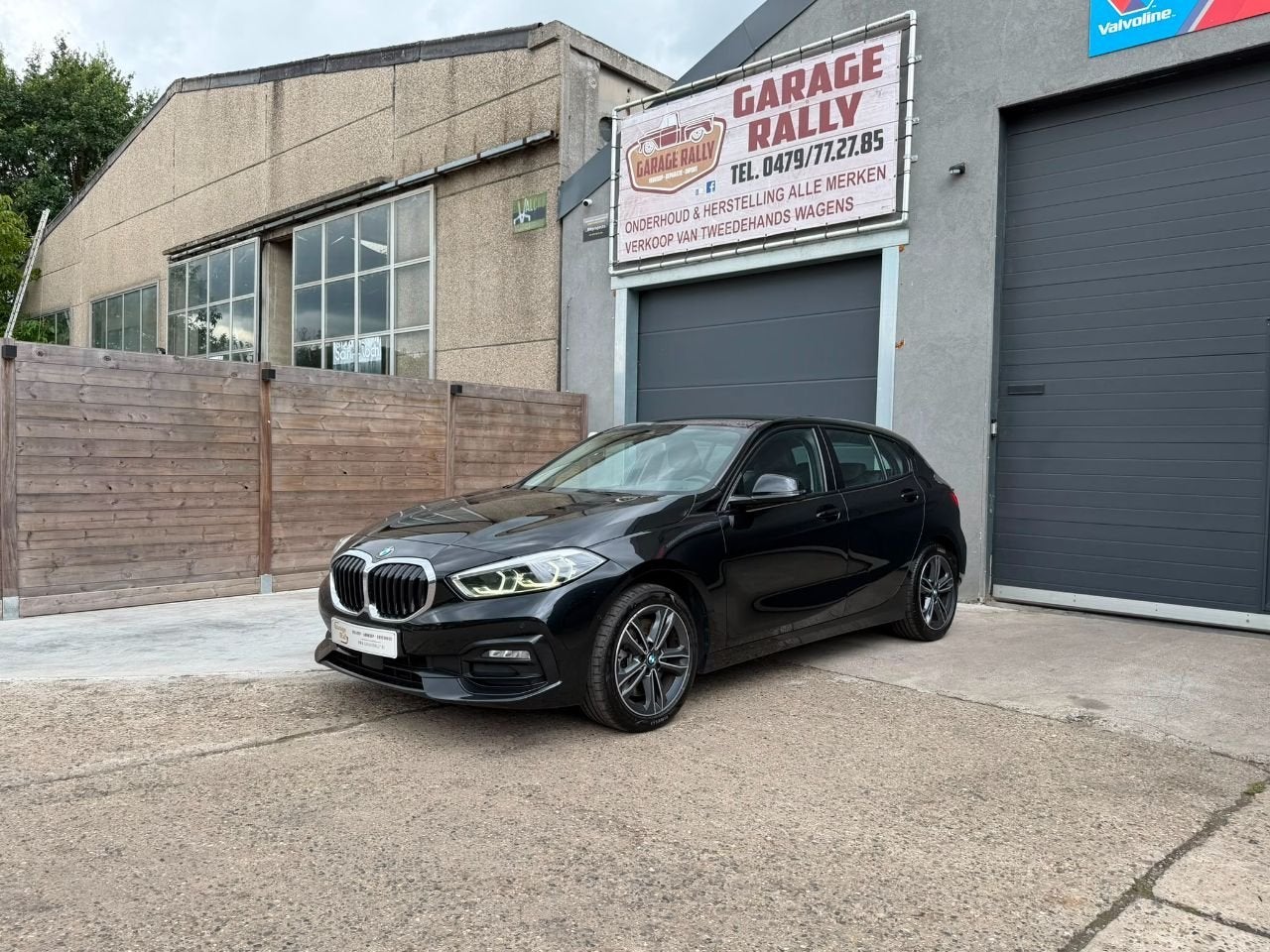 BMW 1 Serie 120 5-deurs 120 d xDrive Sport Line, Autos, BMW, Cuir, Alarme, Entreprise, Carnet d'entretien