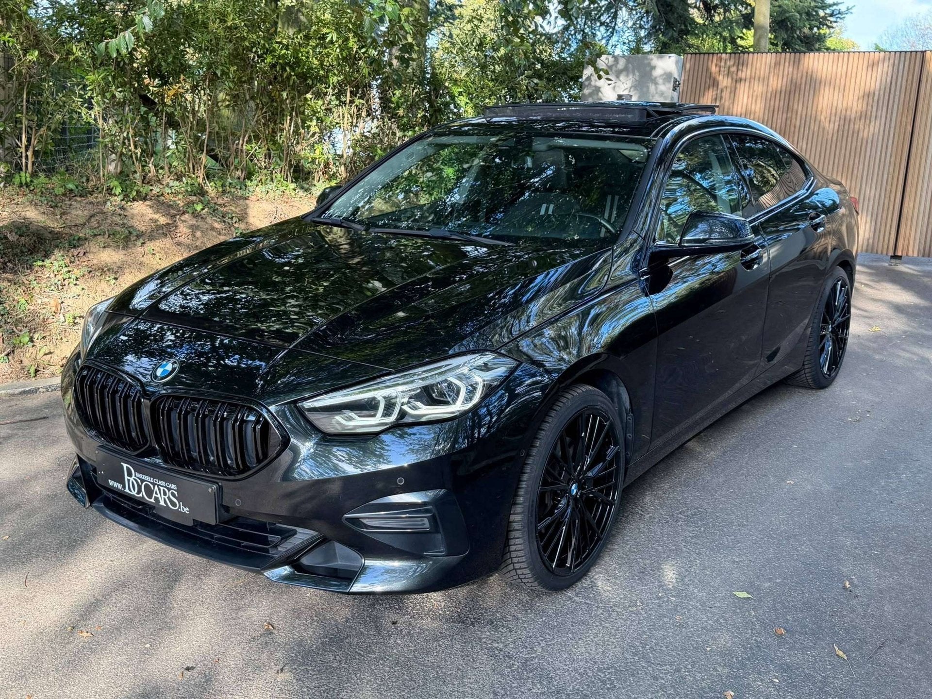 BMW 218 Gran Coupé Led-Pano-Cockpit Pro-Keyless-Leer-19", Auto's, Gebruikt, 136 pk, Zwart, 3 cilinders