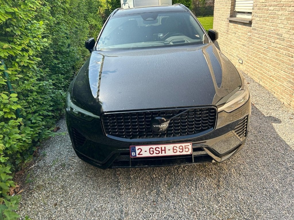 Volvo XC60 XC60 2.0 T6 PHEV AWD Ultra Black Edition (257kW), Autos, Volvo, Cuir, 32 g/km, Euro 6, 2500 kg