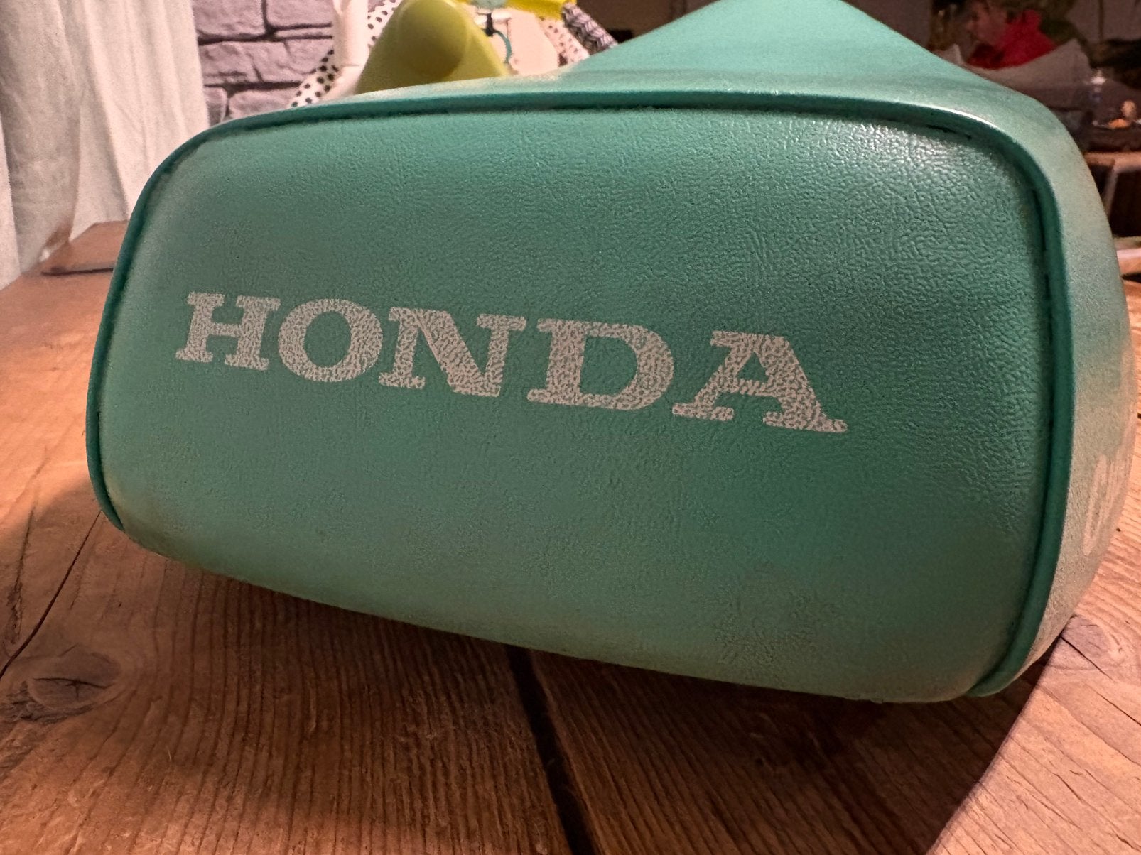 HONDA WALLAROO CUSTOM GREEN SEAT '92 goede algemene staat, Ophalen of Verzenden, Gebruikt, Zadel