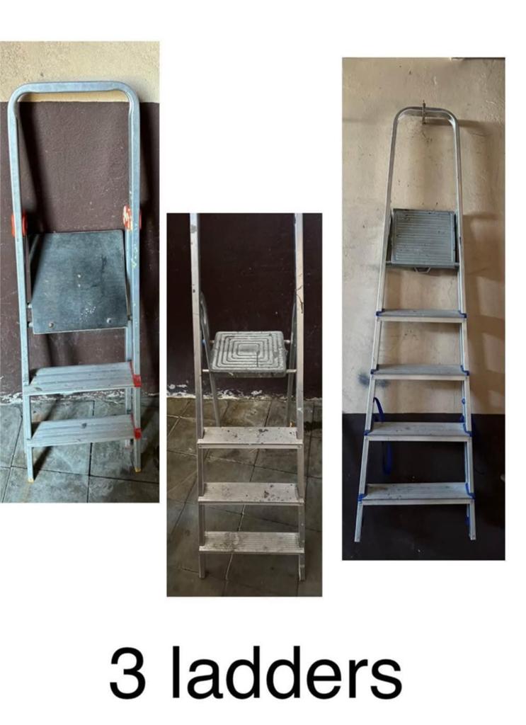 3 échelles de travail à vendre - 3 tailles différentes, Enlèvement, Utilisé, Échelle, Pliable ou rétractable/escamotable