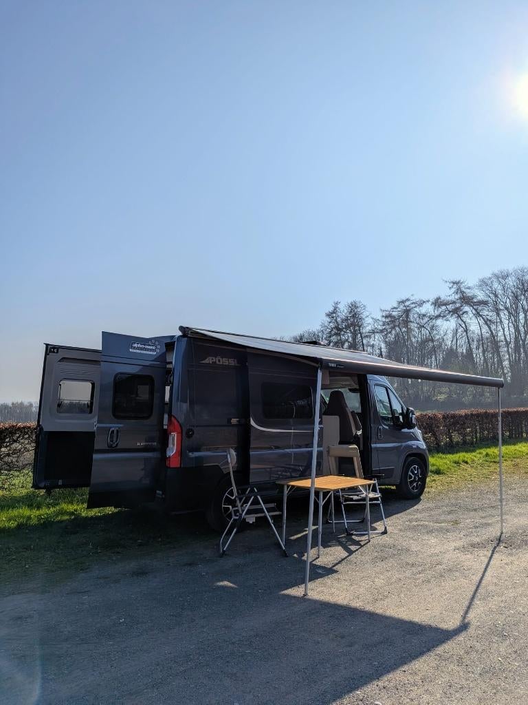 PÖSSL 2 WIN R PLUS campervan, Réfrigérateur, Siège standard, Boîte manuelle, Pössl