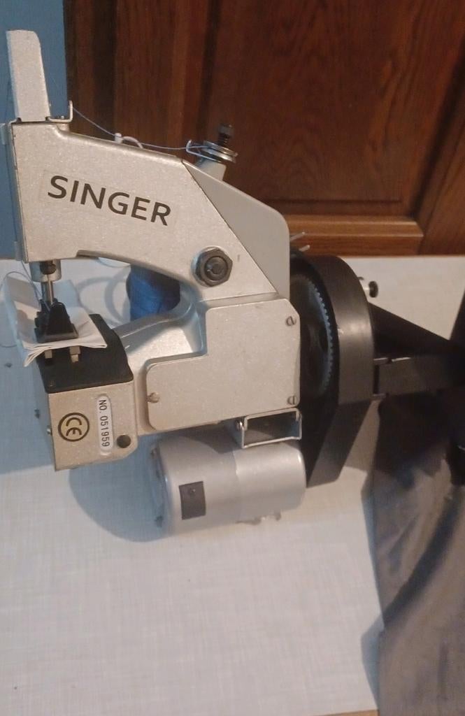 Singer naaimachine voor het sluiten van tassen, Ophalen of Verzenden