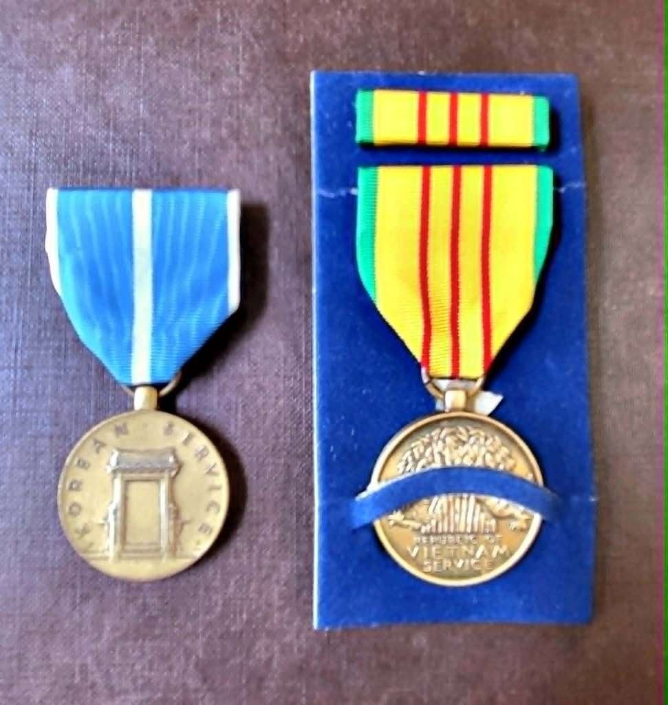 Originele U.S. dienstmedailles Vietnam en Korea, Ophalen of Verzenden, Landmacht, Lintje, Medaille of Wings