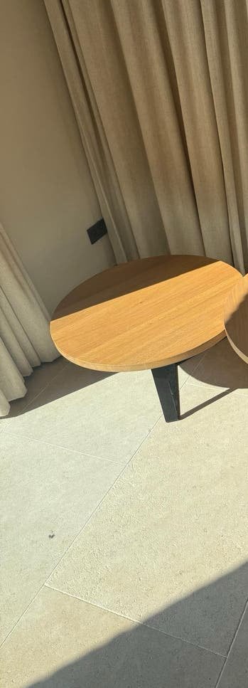 Table basse en chêne massif avec base en acier, Rond, Enlèvement, Utilisé, 50 à 100 cm