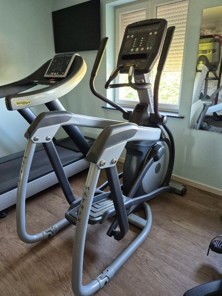 Matrix Professioneel Crosstrainer, Sport en Fitness, Ophalen, Zo goed als nieuw
