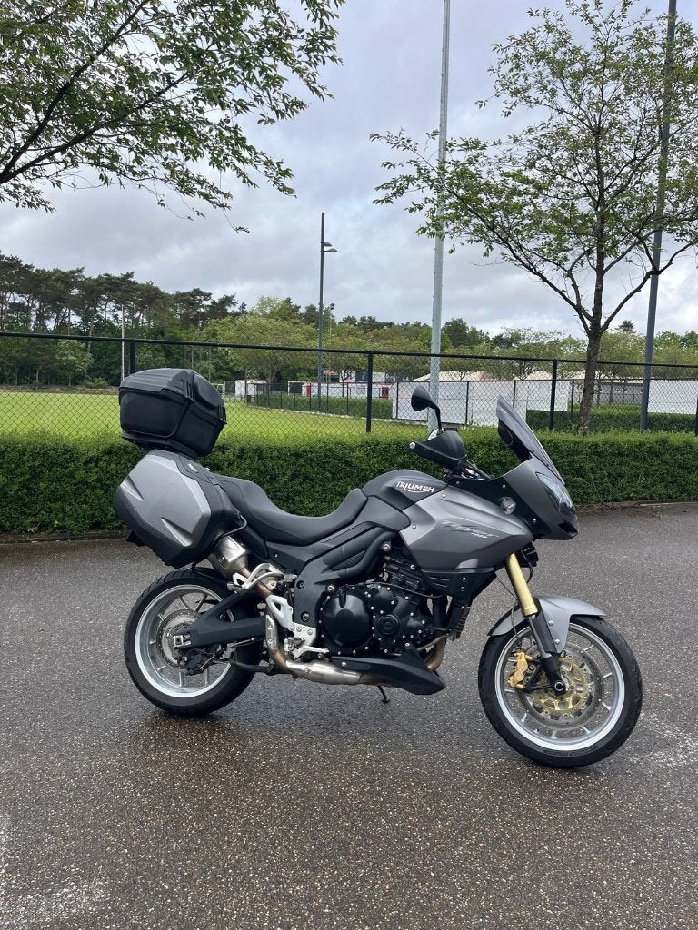 Triumph Tiger 1050 GT, Motoren, Motoren | Triumph, Motorrijbewijs A, Gebruikt, 3 cilinders, Particulier