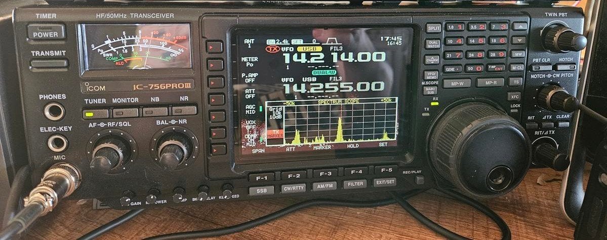 Icom IC-756 PRO III met Beschermhoes,nieuwstaat., Telecommunicatie, Ophalen of Verzenden