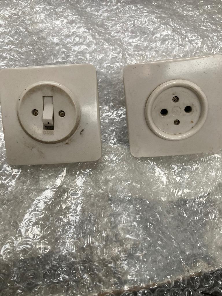 Oude schakelaars en stopcontacten, Doe-het-zelf en Bouw, Ophalen, Gebruikt, Overige typen