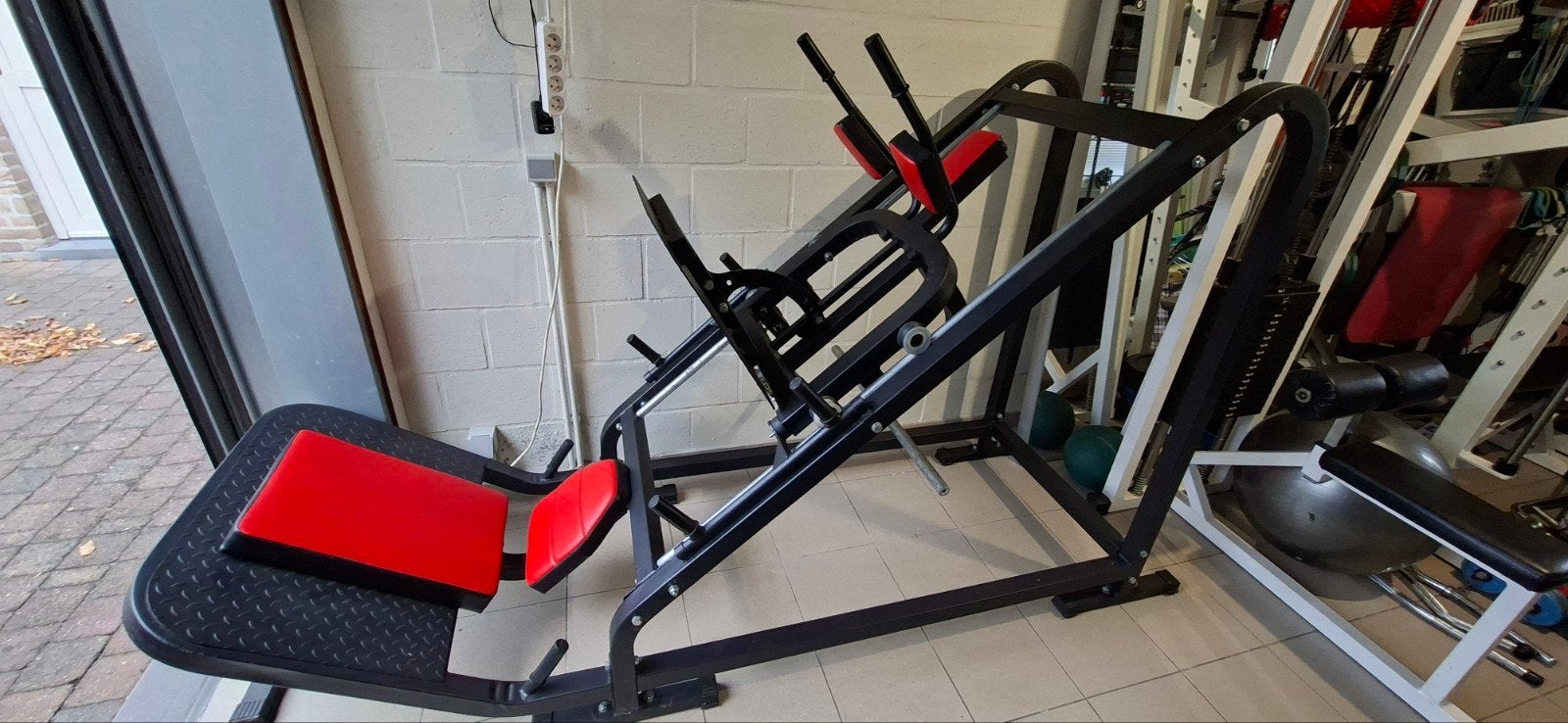 Leg press en hack squat, Ophalen
