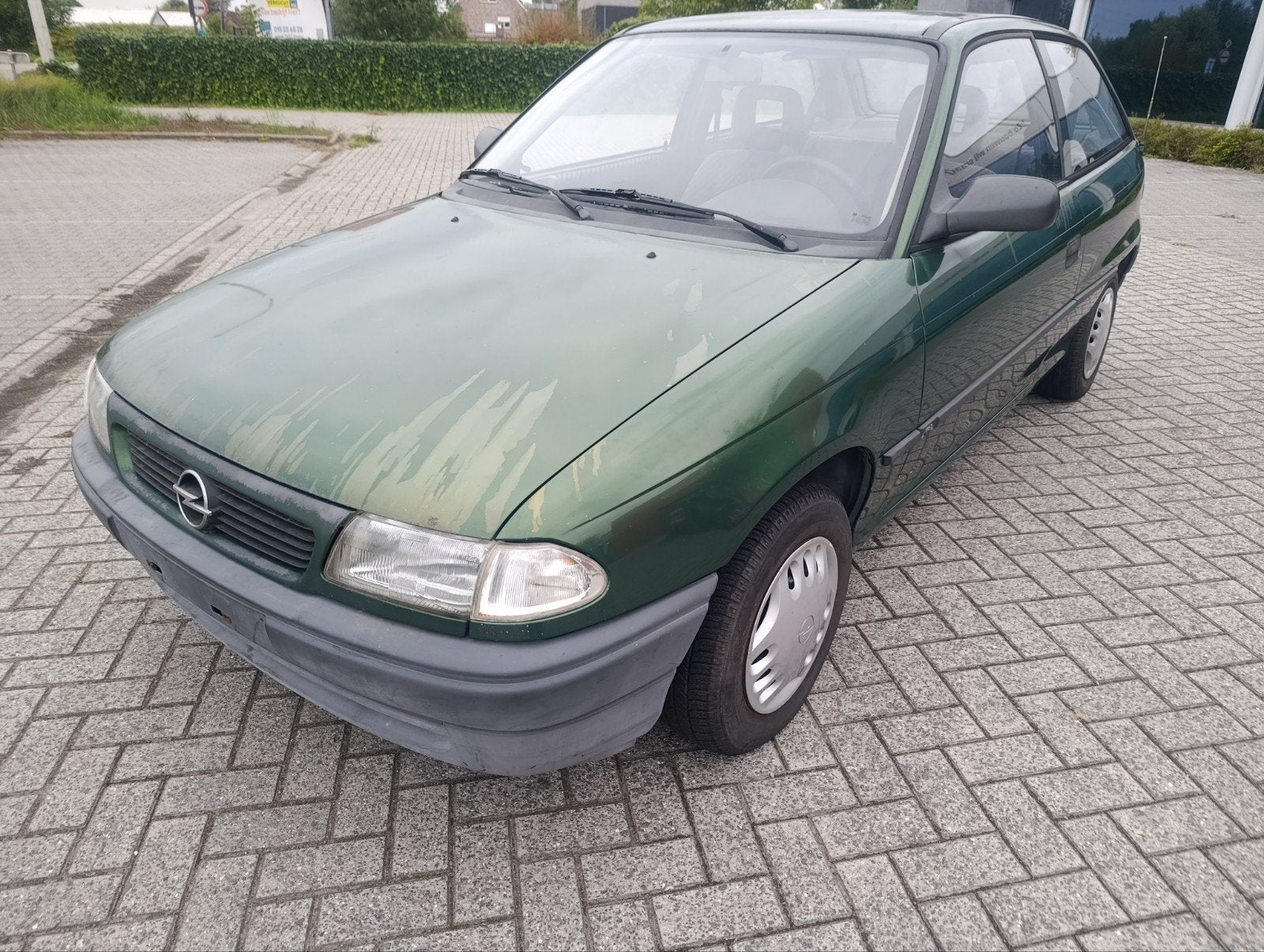 Opel Astra met keuring en oldtimer aanvraag tot inschrijving, Auto's, Voorwielaandrijving, Stof, 4 cilinders, Handgeschakeld