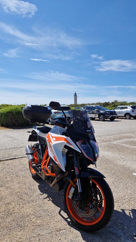 KTM 1290 Superduke GT 2020 (incl onderhoud met kleppen), Motoren, 2 cilinders, Occasion, Motorrijbewijs A, Handvatverwarming