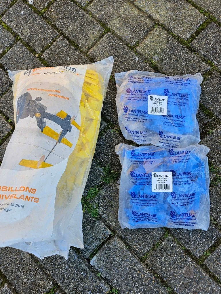 carrelage croisillon et cales, Enlèvement