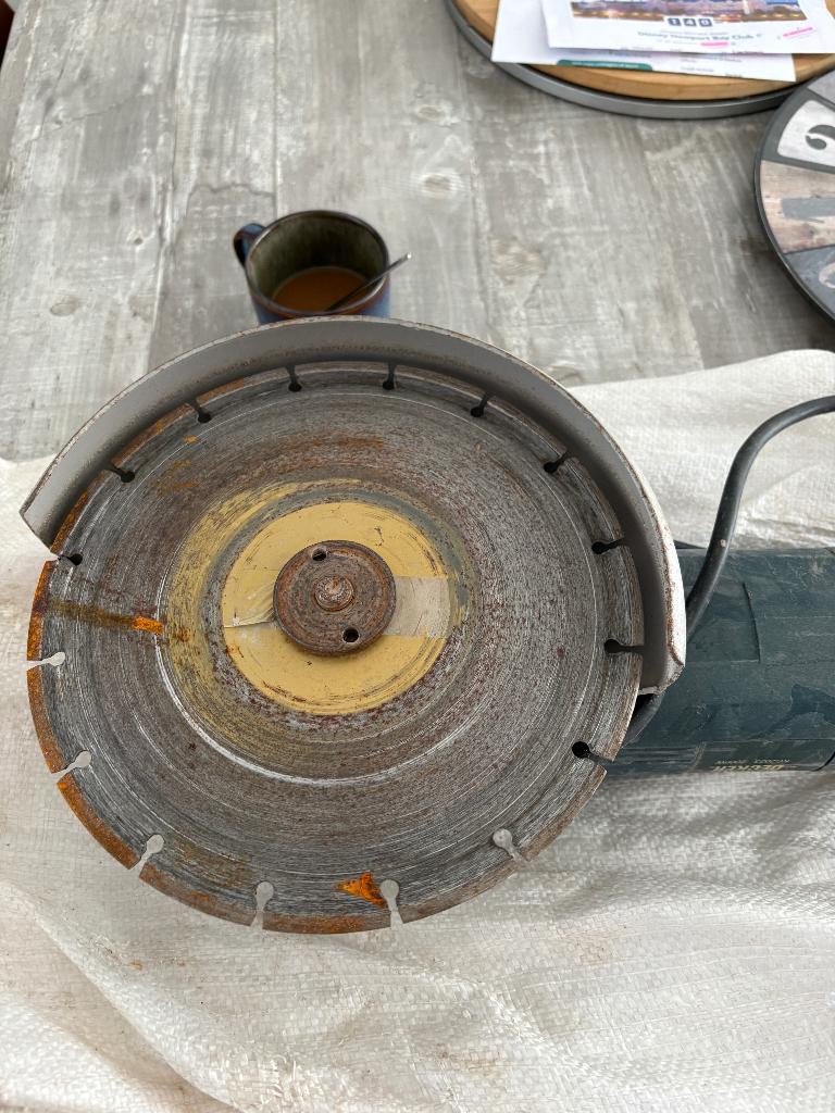 Disqueuse, Enlèvement, Utilisé, 1000 watts ou plus