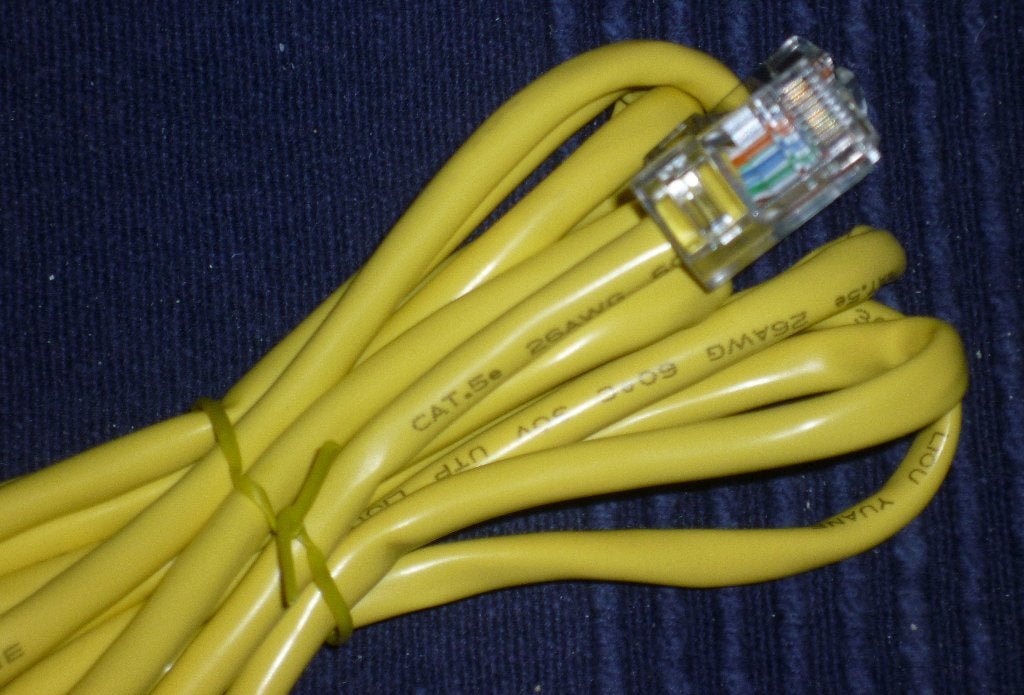 4. Câble Ethernet RJ45 – très bon état – couleur jaune, Informatique & Logiciels, Enlèvement ou Envoi, Utilisé