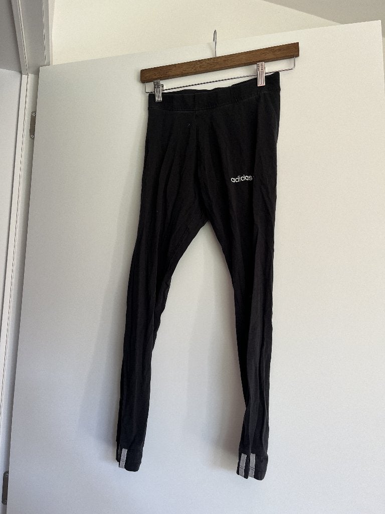 5 ADIDAS sportleggings - slechts 25euro!, Ophalen, Overige typen, Zo goed als nieuw, Maat 34 (XS) of kleiner