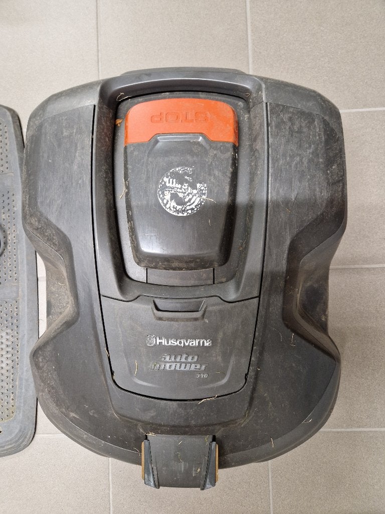 Robotmaaier, Tuin en Terras, Overige Tuin en Terras, Ophalen, Gebruikt