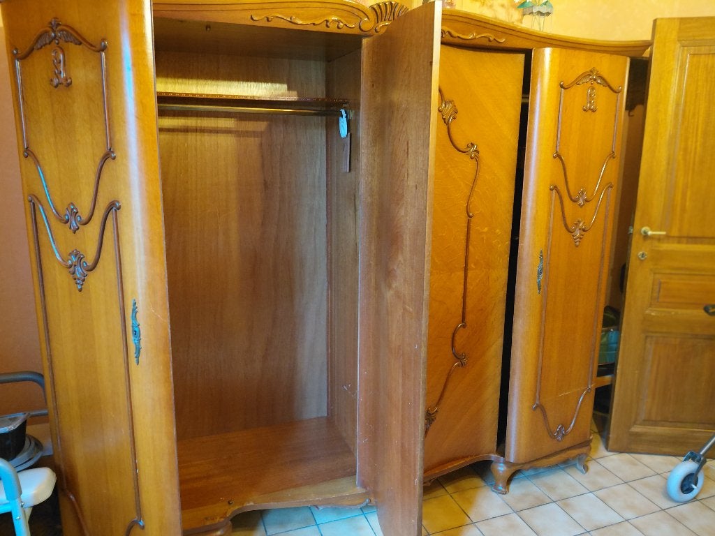 Antieke slaapkamer met elektrische lattenbodems, Enlèvement