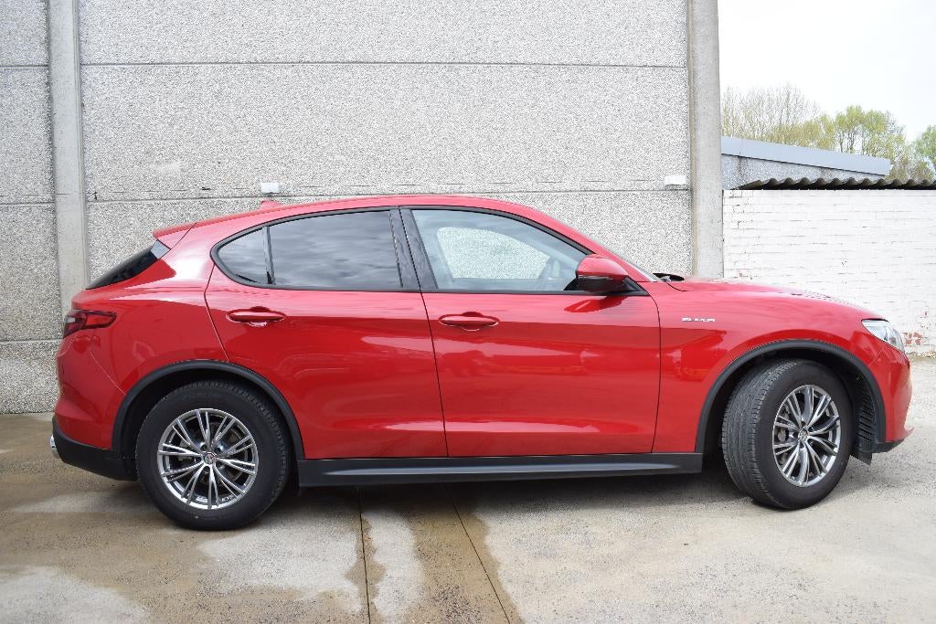 alfa romeo stelvia 2.2 TD, Auto's, Alfa Romeo, Automaat, Achterwielaandrijving, Leder en Stof, Bedrijf