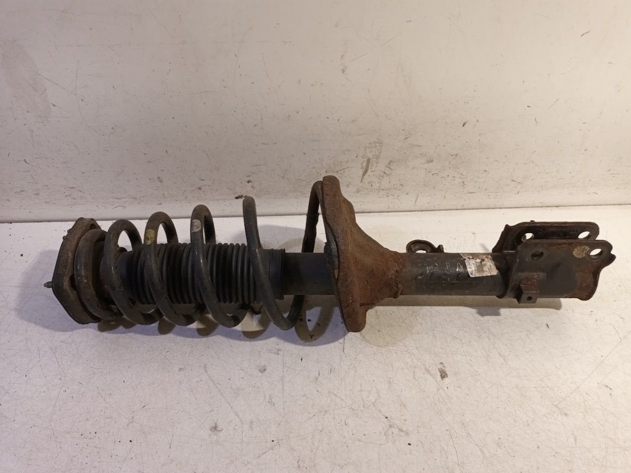 Veerpoot rechts achter Kia Sportage, Onderdelen@venauto.nl, Van der Ven Autorecycling B.V., Kia, Ettenseweg 76, 4706 PB Roosendaal, The Netherlands