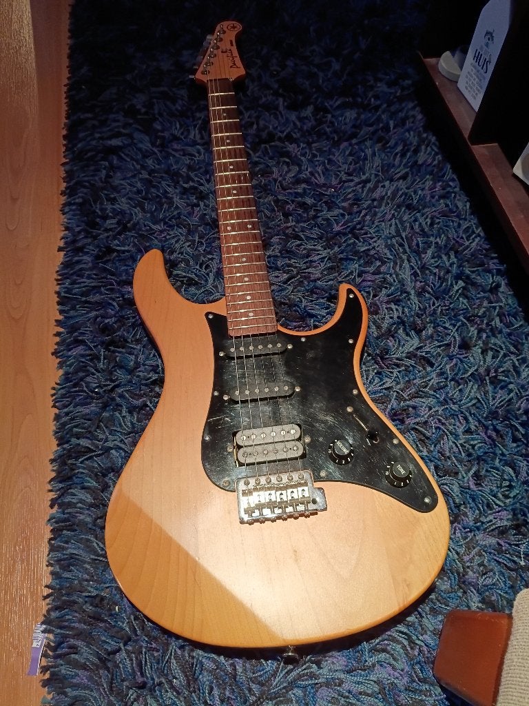 guitare YAMAHA PACIFICA, Enlèvement, Comme neuf, Solid body, Autres marques