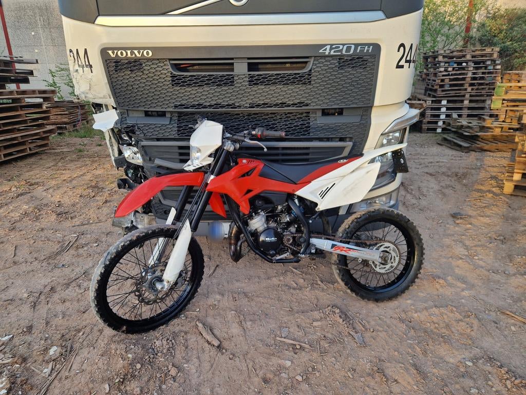 Beta rr50 enduro racing, Fietsen en Brommers, Ophalen, Beta