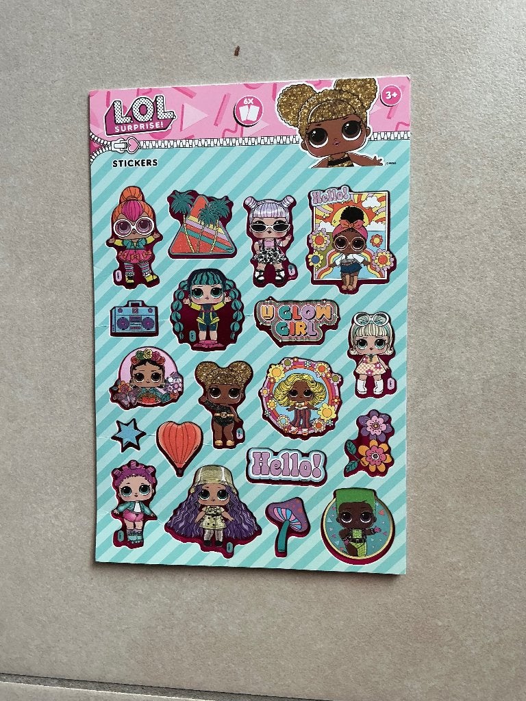 LOL stickers nieuw, Enlèvement