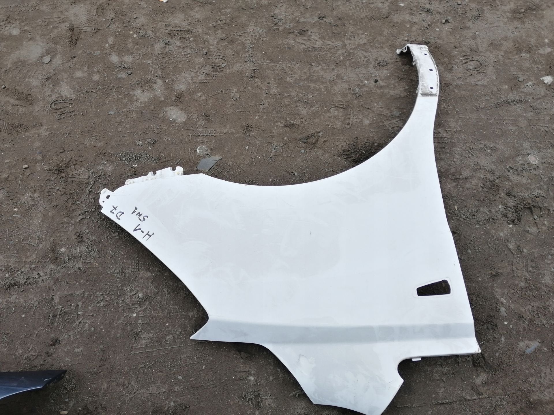 Panneau lat ral droit Hyundai H1 H1, Heolleung-ro 12
06797  Seoul, Droite, Info@hyundai.com, Utilisé