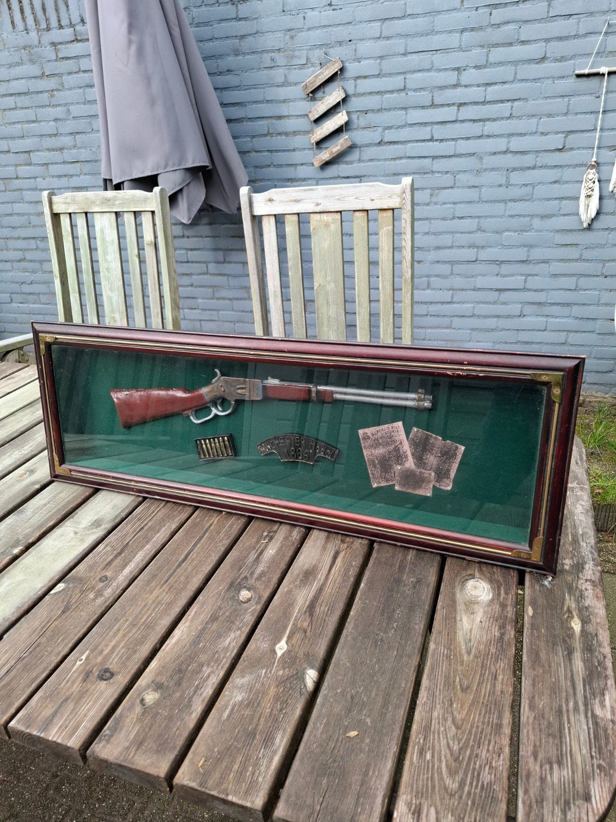 Display met replica winchester antiek winchester 1886, Antiek en Kunst, Ophalen