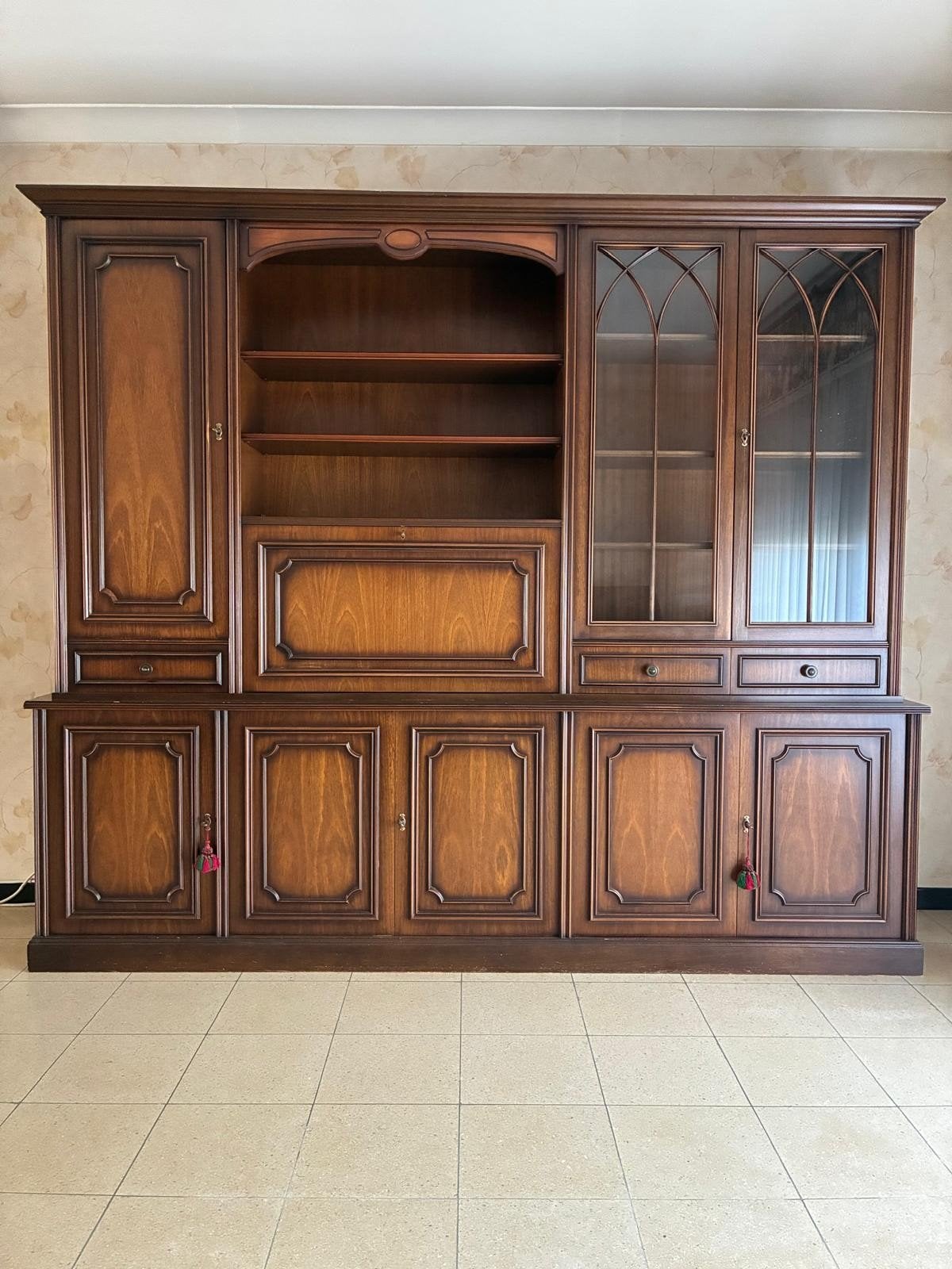 Donkerbruine wandkast, Huis en Inrichting, Kasten | Wandmeubels, Ophalen, Gebruikt, 200 cm of meer, Met lade(s)