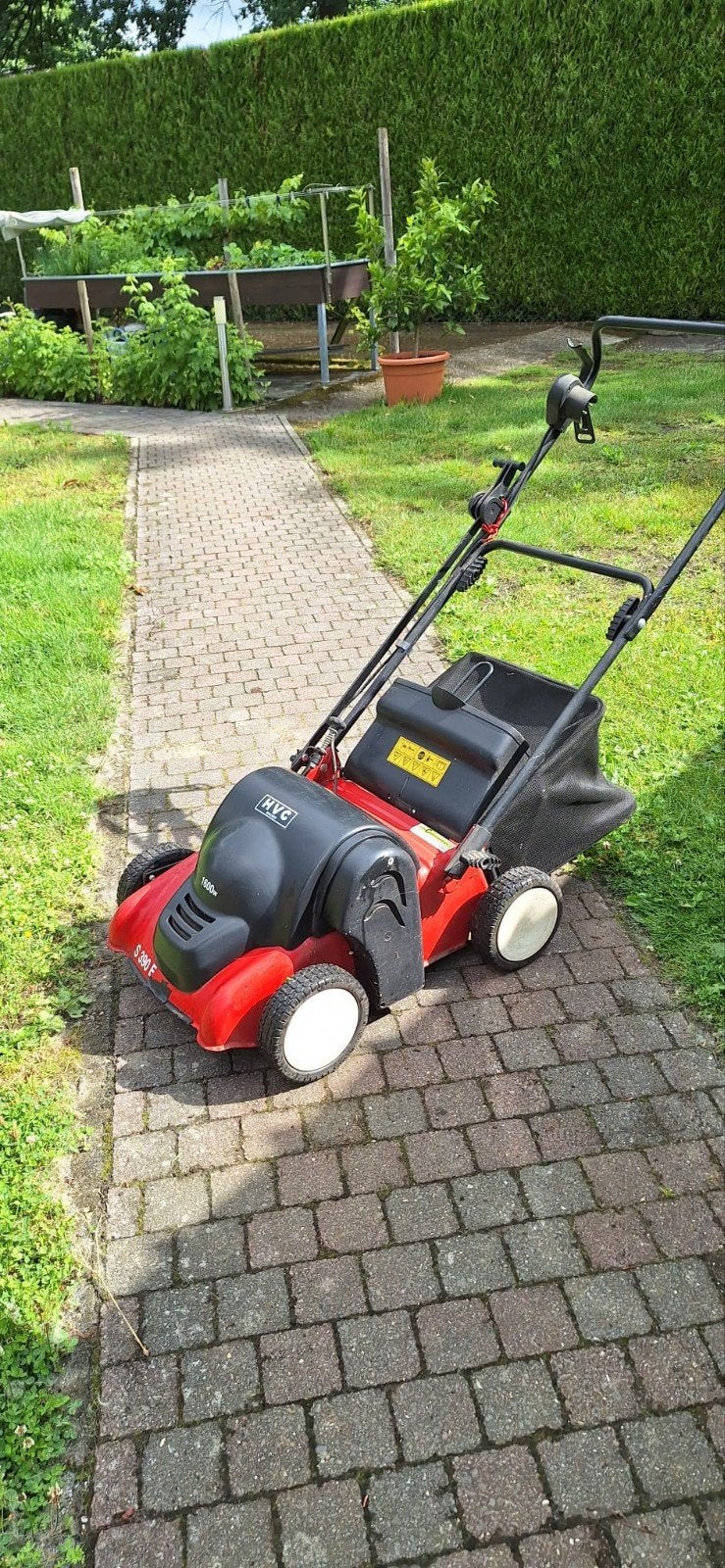 Verticuteermachine 1600W, Enlèvement