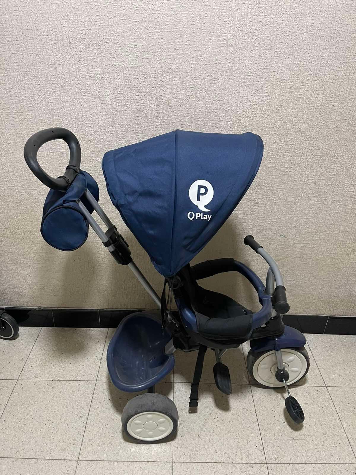 Tricycle enfants, Enlèvement, Comme neuf, Tige de poussée