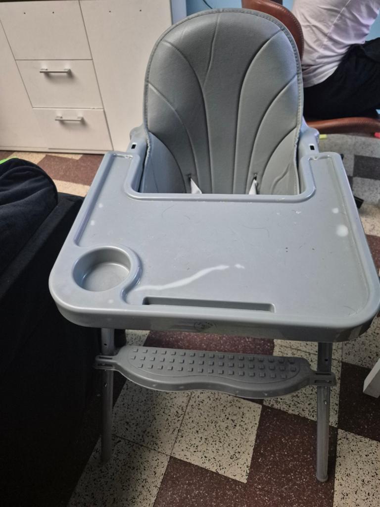 Kinderstoel, Enlèvement