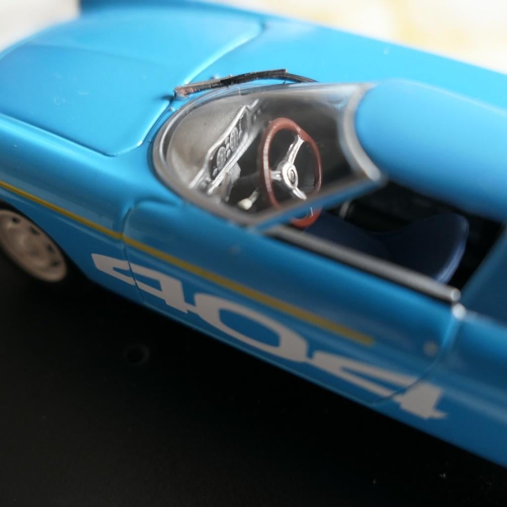 2 VOITURES, Ophalen of Verzenden, Zo goed als nieuw, Auto's