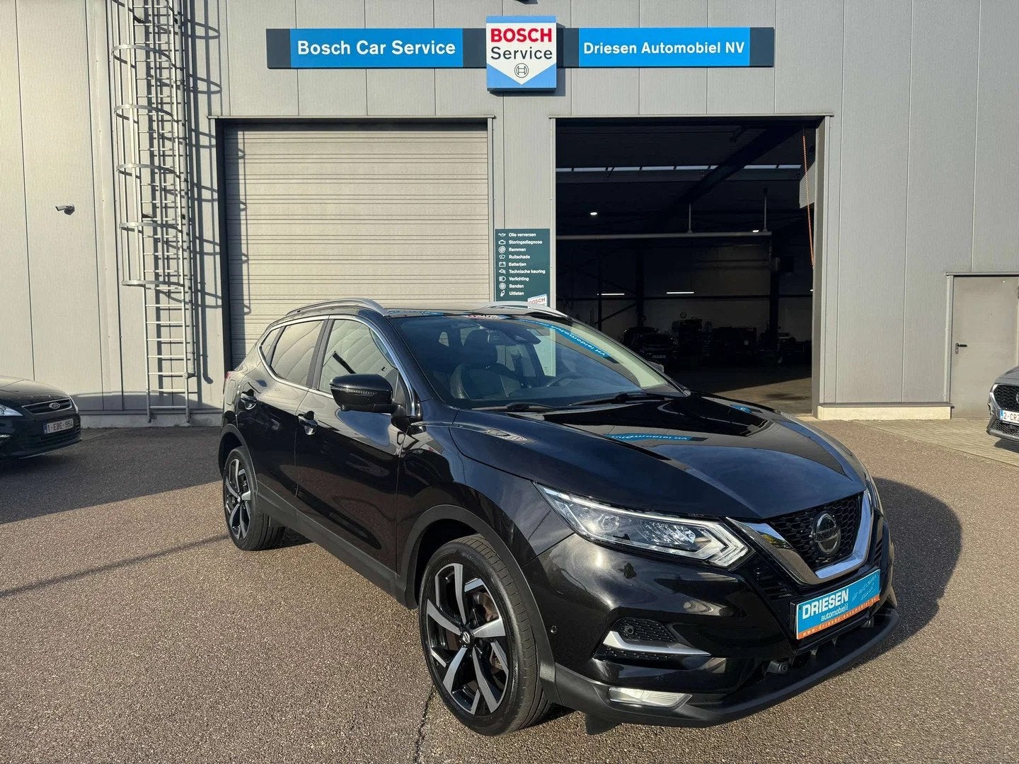 Nissan QASHQAI Qashqai 1.3 DIG-T Tekna /Navi/360/Pano/1j gar, Auto's, Gebruikt, 4 cilinders, Zwart, Adaptive Cruise Control