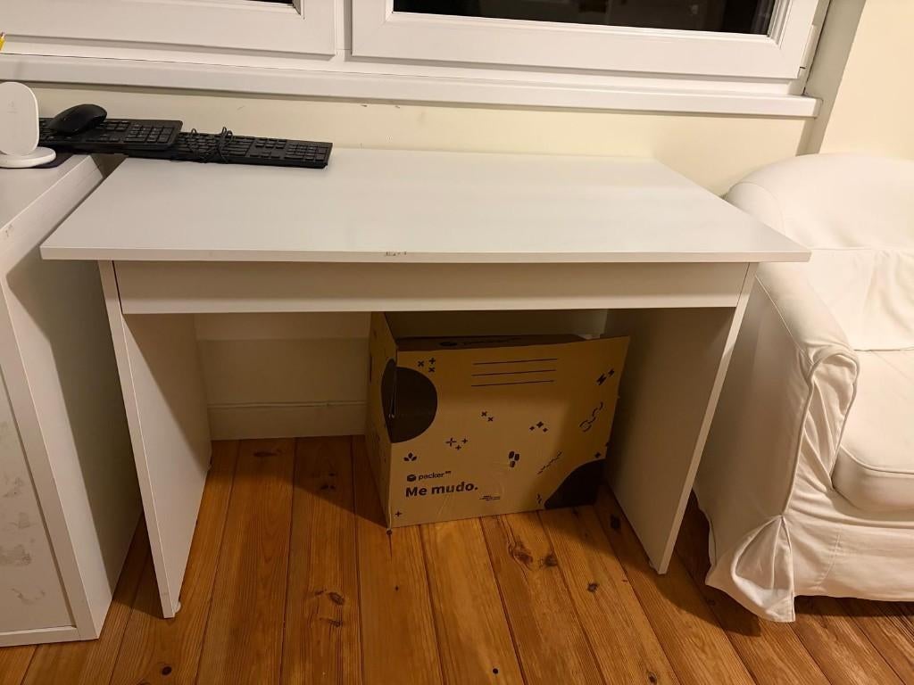 ikea white desk, Enlèvement ou Envoi, Utilisé