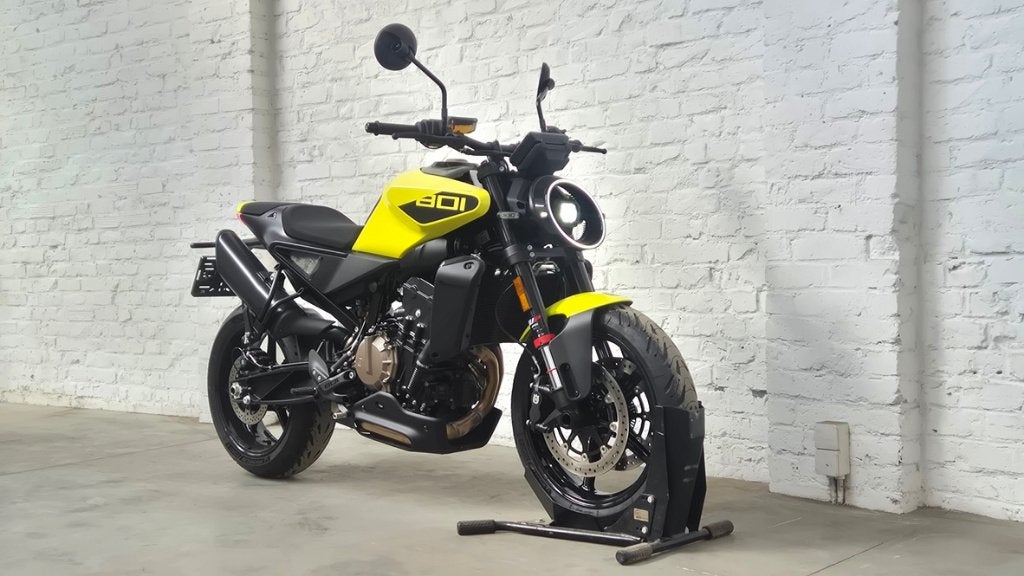 Husqvarna Vitpilen 801 2025 2500km Quickshifter @motomobilia, Permis Moto A, Entreprise, Occasion, Plus de 35 kW