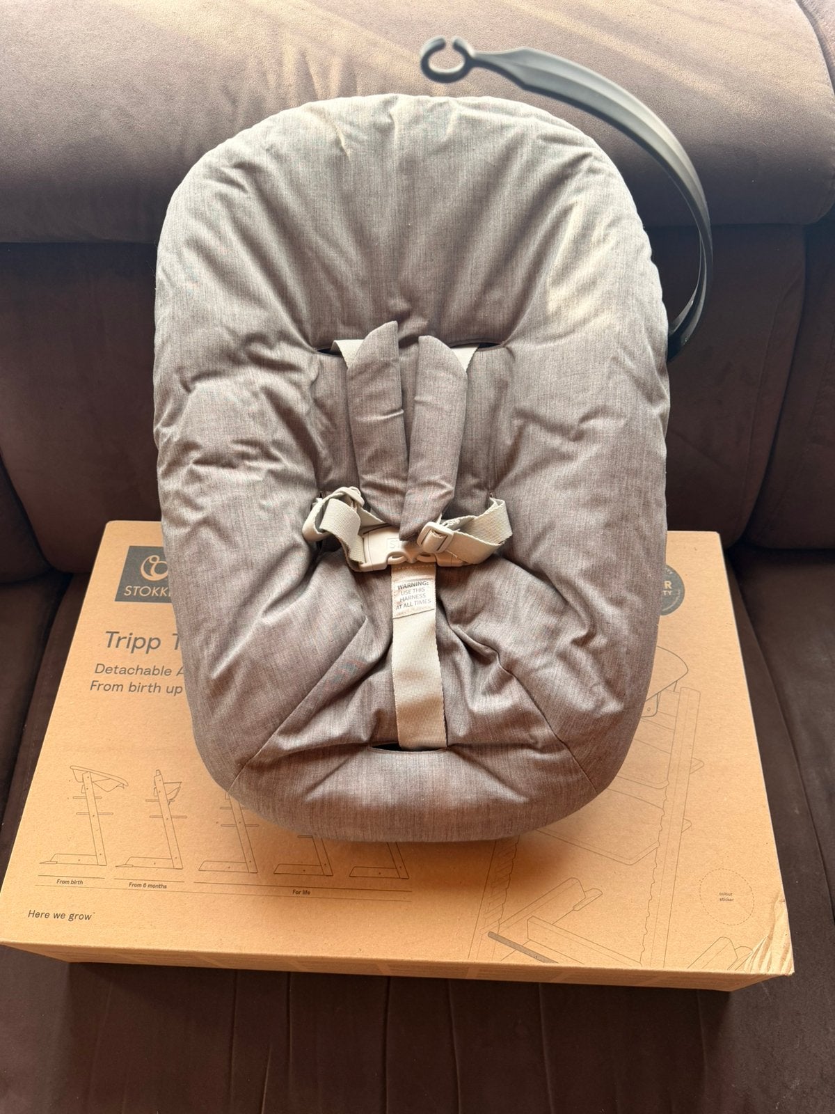 Stokke Tripp Trapp Newborn Set – grijs – amper gebruikt, Enfants & Bébés, Enlèvement ou Envoi, Comme neuf