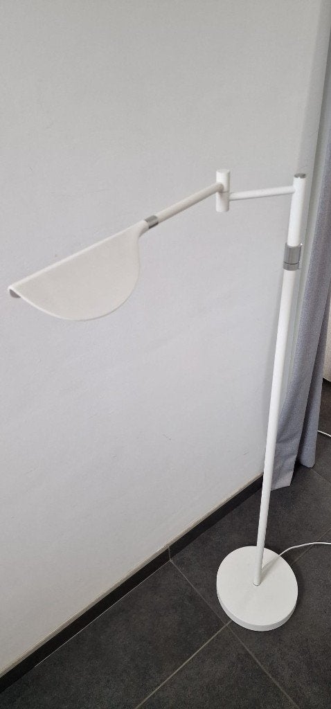 Led vloerlamp met verstelbare kap, Ophalen, 100 tot 150 cm, Metaal, Trio Leuchten
