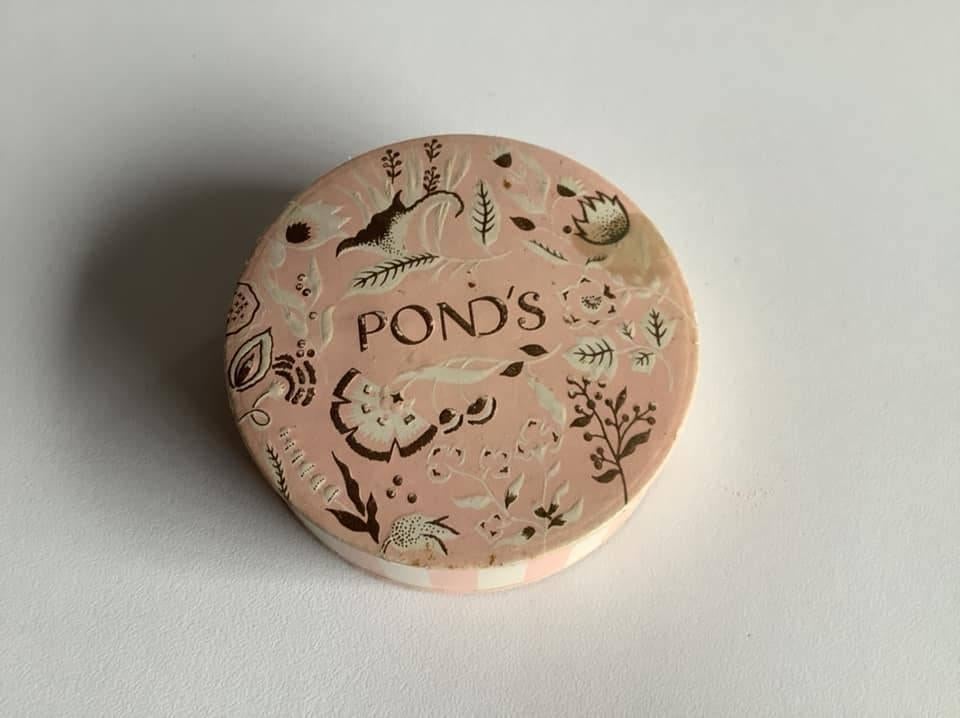 Vintage poederdoosje Pond’s Dreamflower, Ophalen of Verzenden, Zo goed als nieuw