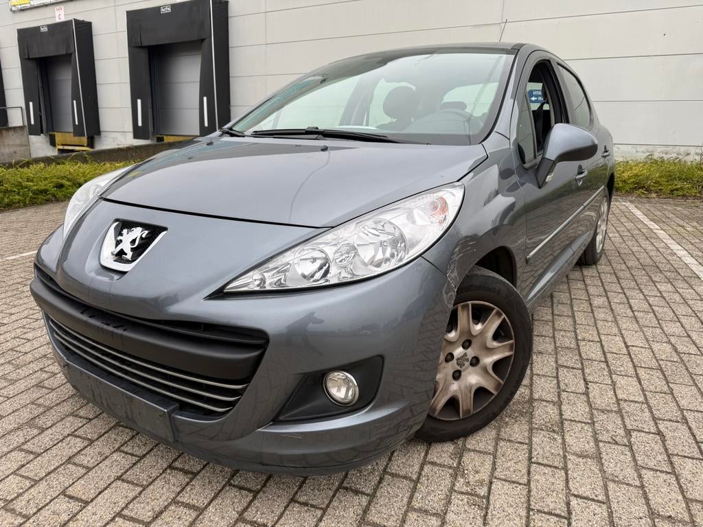 Peugeot 207 1.4i 2010 ESSENCE 5P CLIM DIGITALE 95PS LEZ ok, Autos, Achat, Boîte manuelle, Entretenue par le concessionnaire, 5 portes