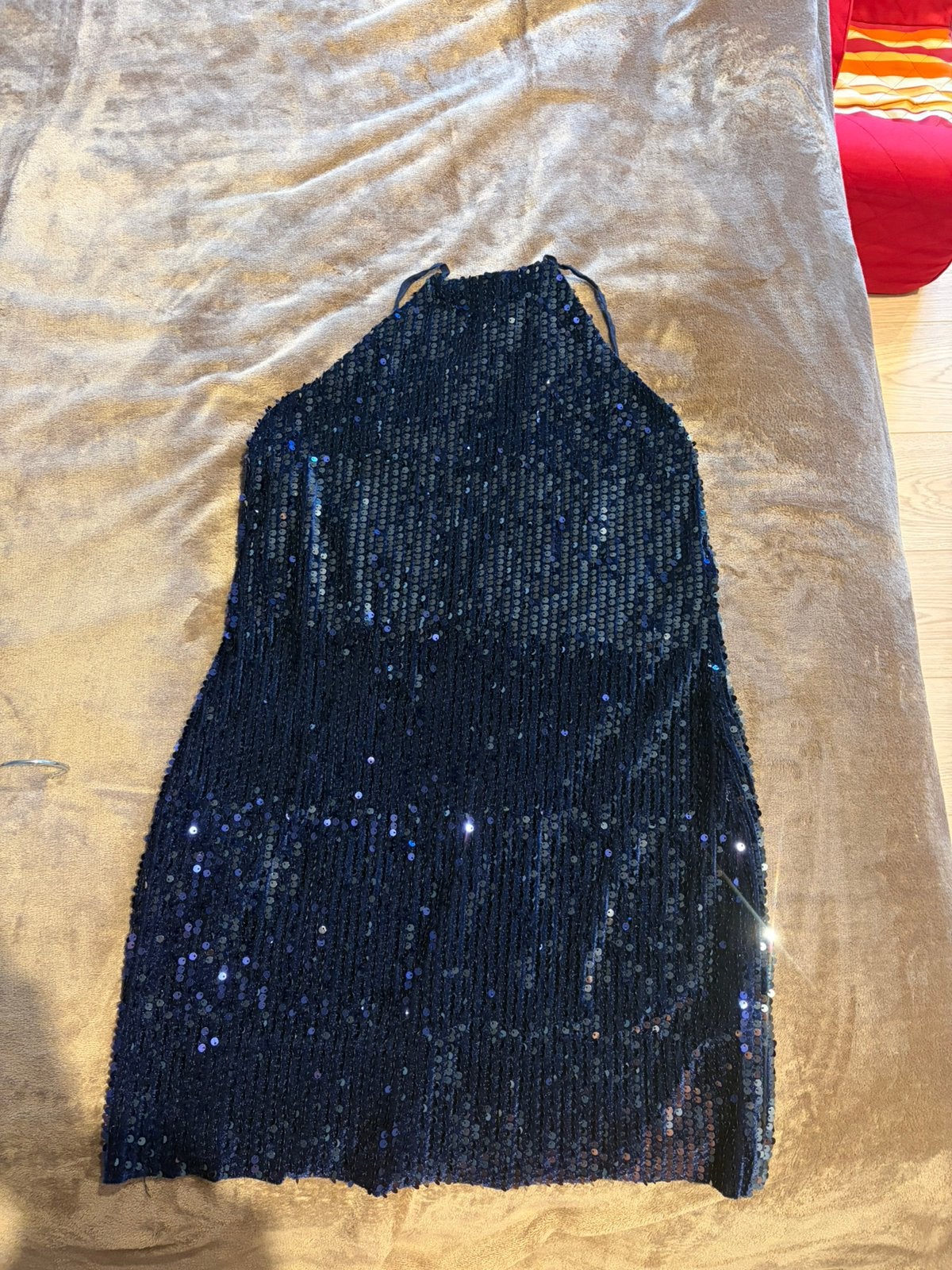 Pull&Bear — robe à sequins — taille M, Neuf, Taille 38/40 (M), Enlèvement ou Envoi, Au-dessus du genou