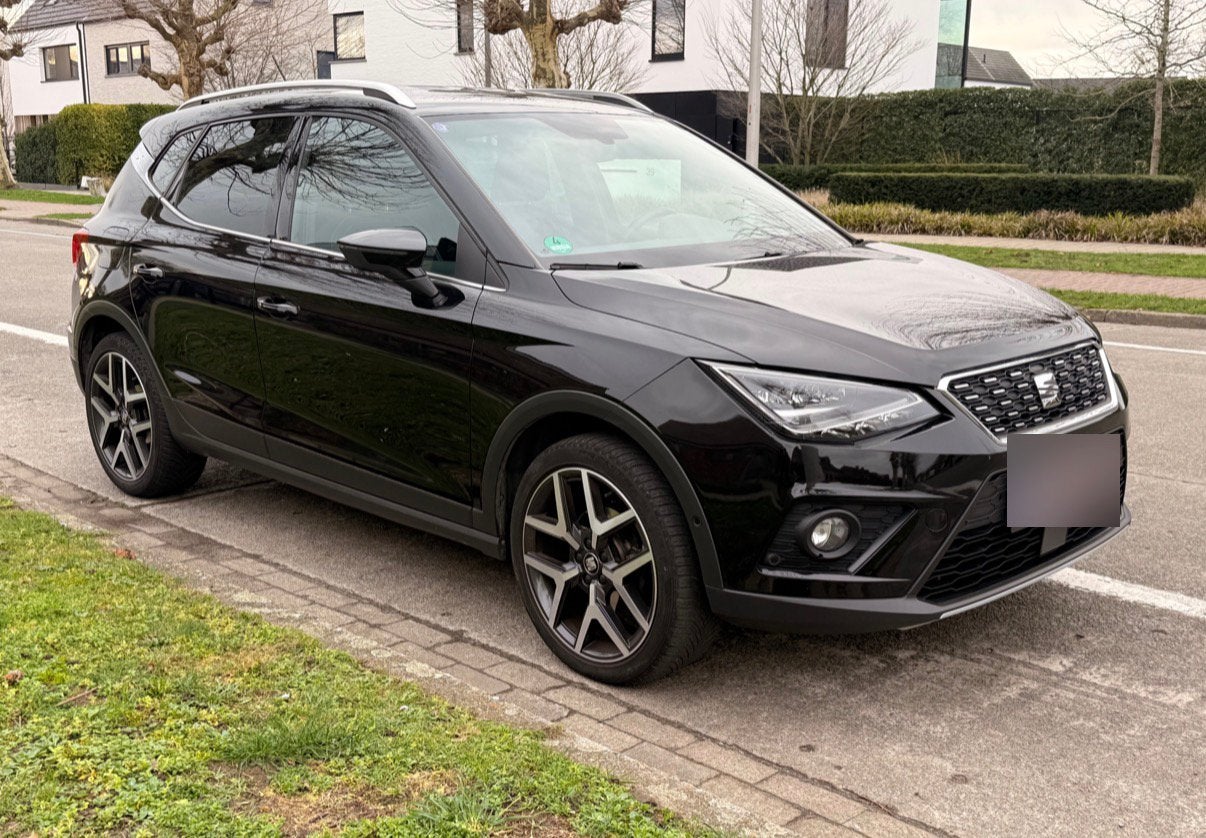 Seat Arona 1.0 TSI Xcellence DSG, Auto's, Seat, Automaat, Alcantara, Zwart, 5 zetels