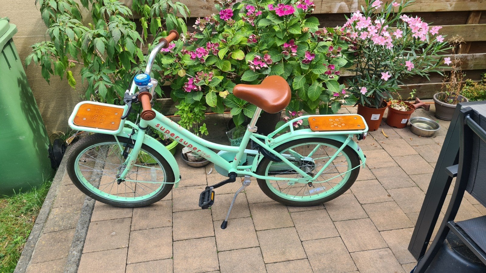 20 inch meisjesfiets Supersuper, Fietsen en Brommers, Fietsen | Meisjes, Gebruikt, 20 inch, Velgrem, Ophalen